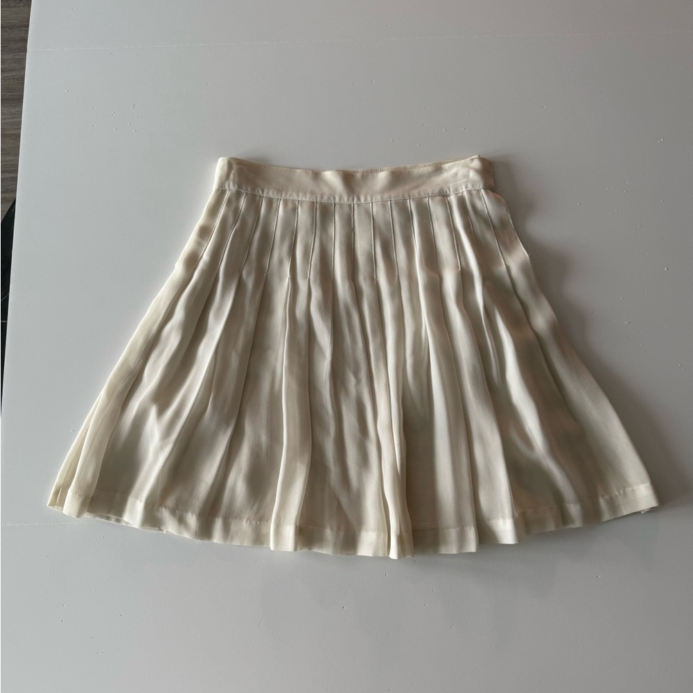 Elegant Cream Pleated Skirt